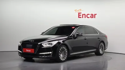 2017 Genesis EQ900