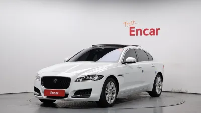 2018 Jaguar XF