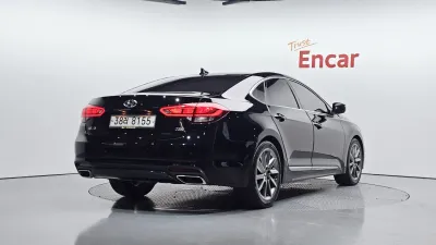 2015 Hyundai Aslan