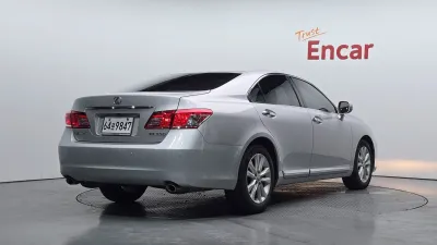 2011 Lexus ES