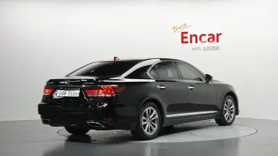 2016 Lexus LS
