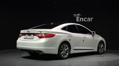 2016 Hyundai Grandeur