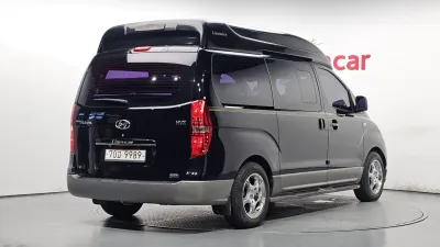 2011 Hyundai Starex