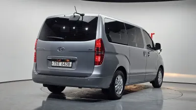 2017 Hyundai Starex