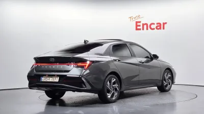 2024 Hyundai Elantra
