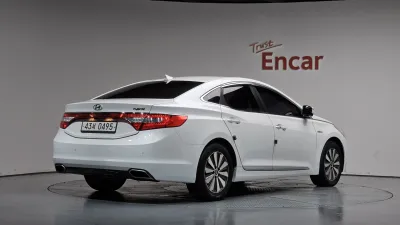 2016 Hyundai Grandeur