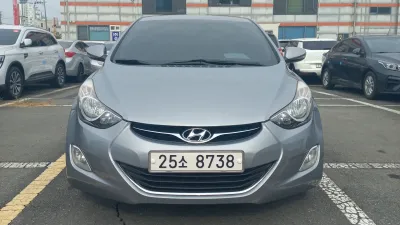 2012 Hyundai Elantra