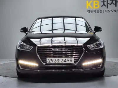 2018 Genesis EQ900