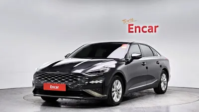 2022 Kia K8