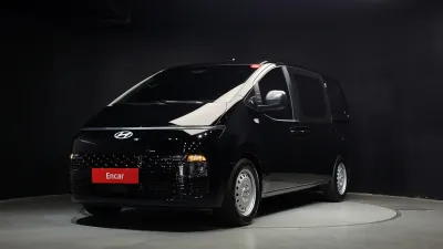 2025 Hyundai Staria