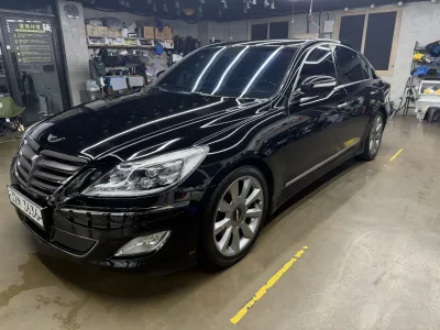 2012 Hyundai Genesis