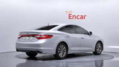 2015 Hyundai Grandeur