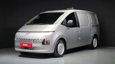 2022 Hyundai Staria