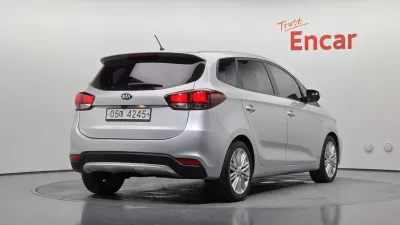 2018 Kia Carens