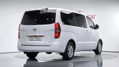 2016 Hyundai Starex