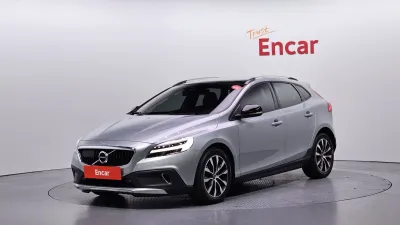 2019 Volvo V40