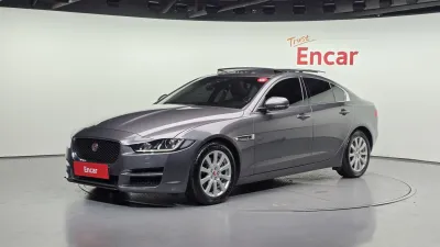 2018 Jaguar XE