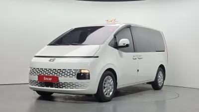 2022 Hyundai Staria