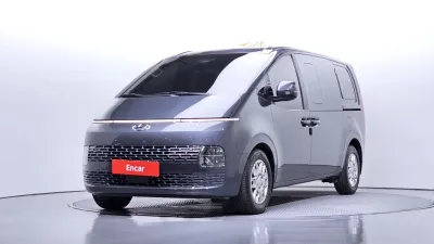 2023 Hyundai Staria