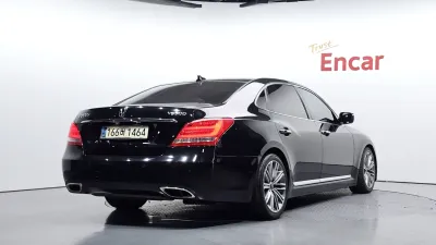 2015 Hyundai Equus