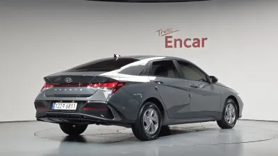 2024 Hyundai Elantra
