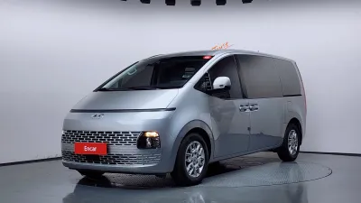 2022 Hyundai Staria