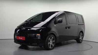 2022 Hyundai Staria