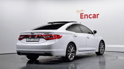 2016 Hyundai Grandeur