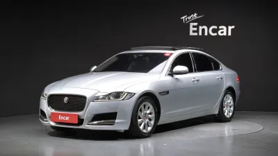 2017 Jaguar XF