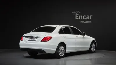 2015 Mercedes-Benz C-Class