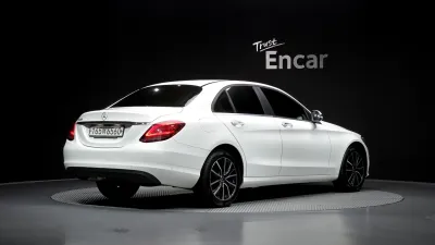 2019 Mercedes-Benz C-Class