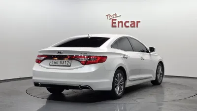 2016 Hyundai Grandeur