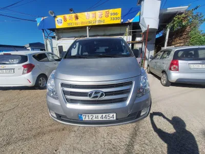 2018 Hyundai Starex