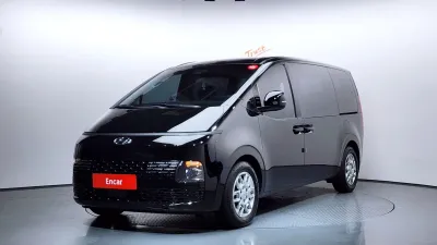 2022 Hyundai Staria