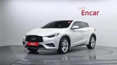 2019 Infiniti Q30