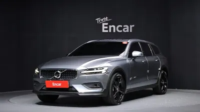 2020 Volvo V60