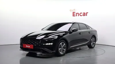 2022 Kia K8