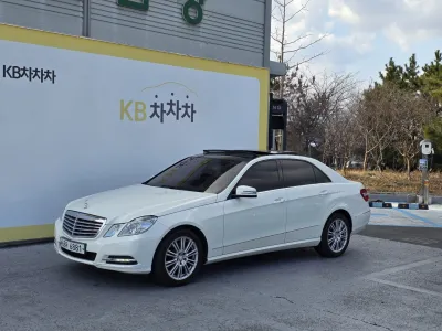 2012 Mercedes-Benz E-Class