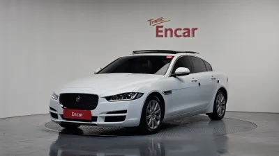 2018 Jaguar XE