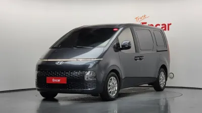 2025 Hyundai Staria