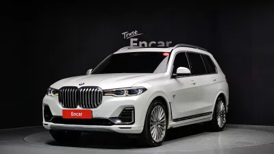 2021 BMW X7