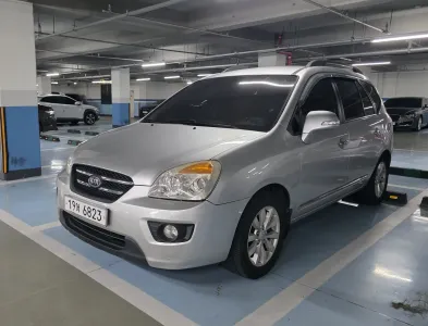2010 Kia Carens