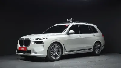2025 BMW X7
